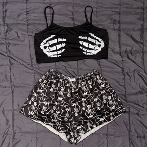Skeleton Hand Print Black Sleepwear Set